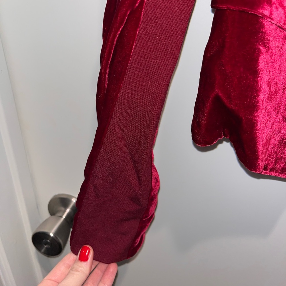 Red Velvet Jacket - Picture 4 of 12